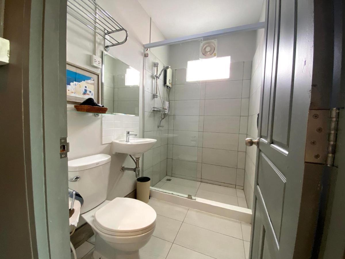 Patuxay Place Vientiane Bagian luar foto