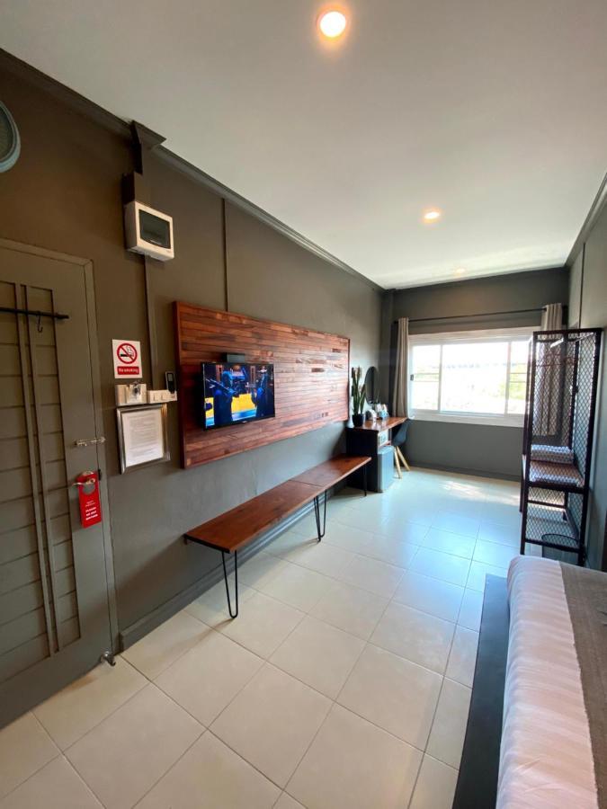 Patuxay Place Vientiane Bagian luar foto